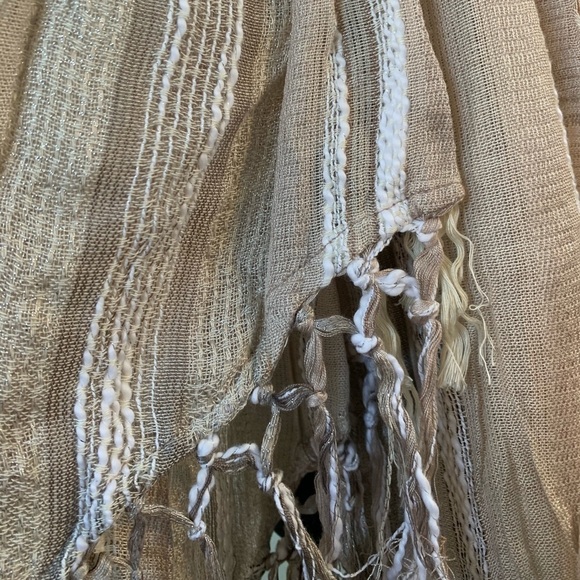 NEW Collection 18 Women’s Shawl Wrap Scarf - Picture 7 of 9